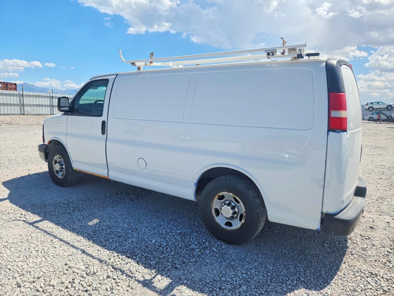 1GCWGFBG4C1153563 · 2012 CHEVROLET EXPRESS G2500 · 2/12