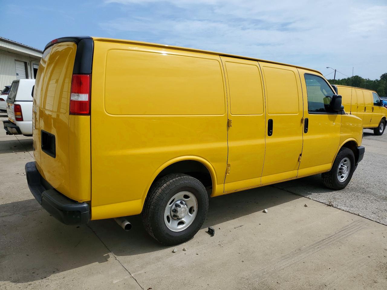 1GCWGAFP4L1156993 · 2020 CHEVROLET EXPRESS G2500 · 3/13