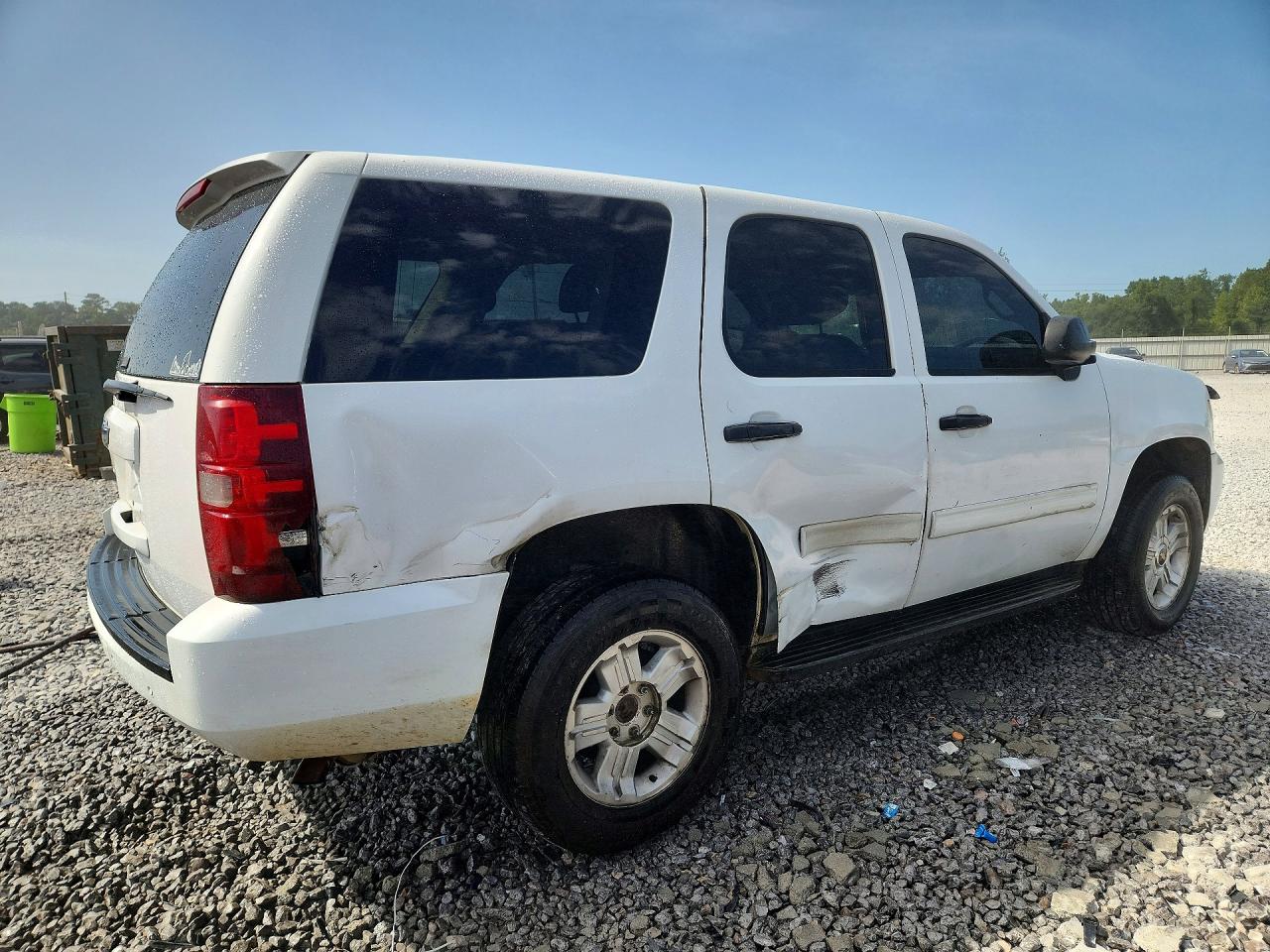1GNMCAE05AR151539 · 2010 CHEVROLET TAHOE · 3/13