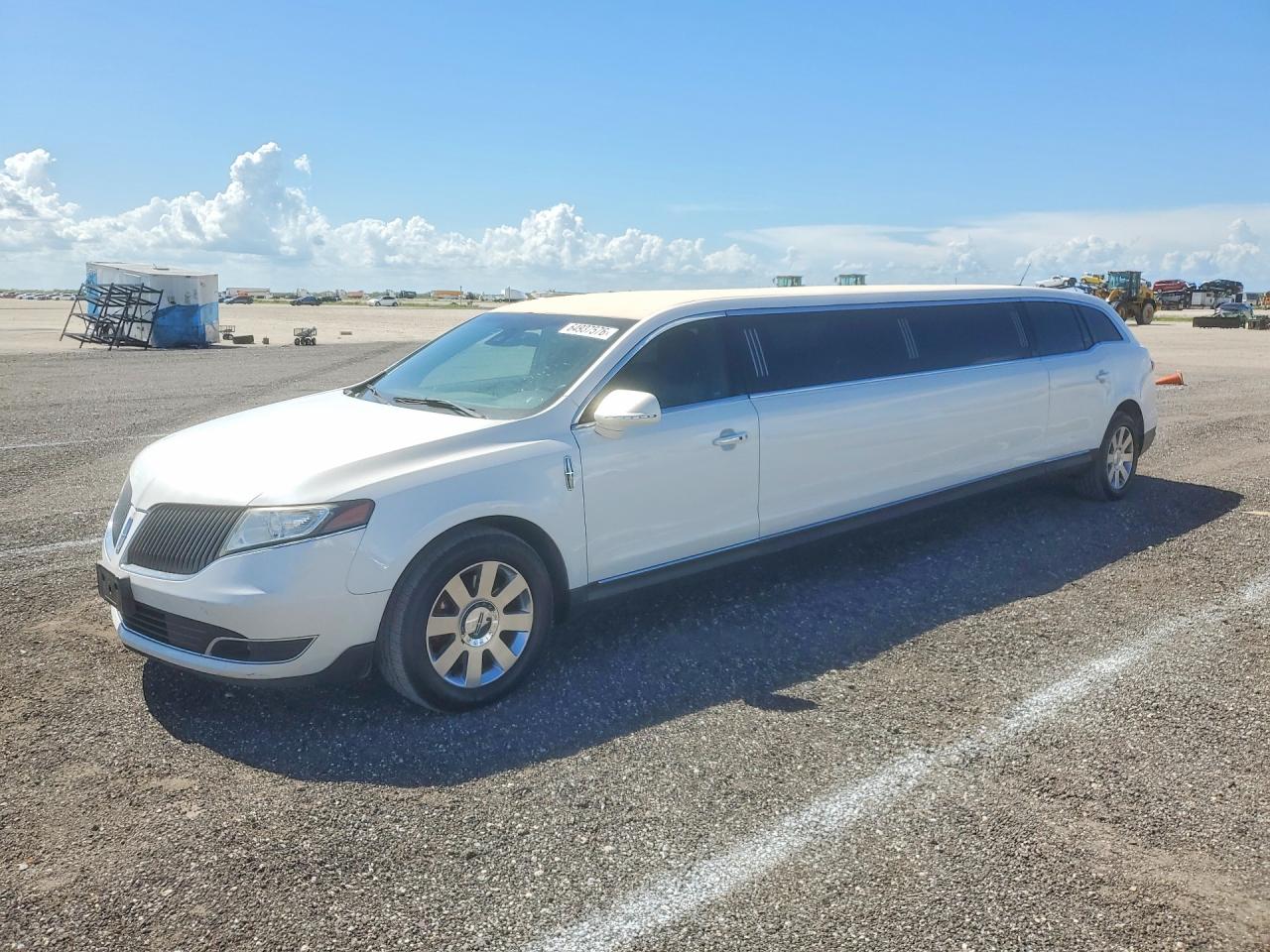2L1MJ5LK0FBL02756 · 2015 LINCOLN MKT