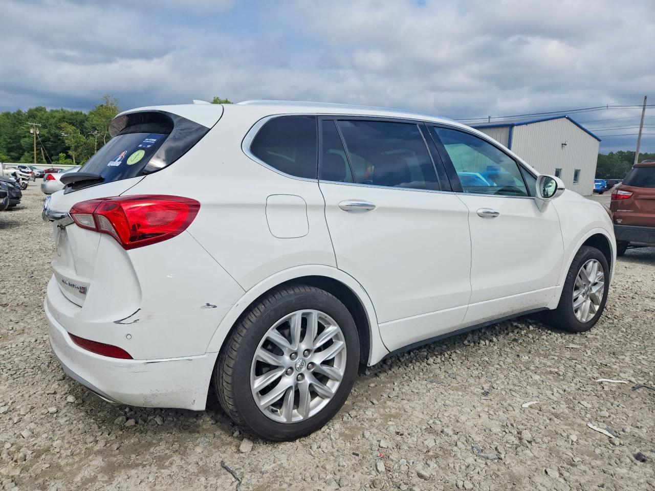 LRBFX3SX2LD047995 · 2020 BUICK ENVISION · 3/13
