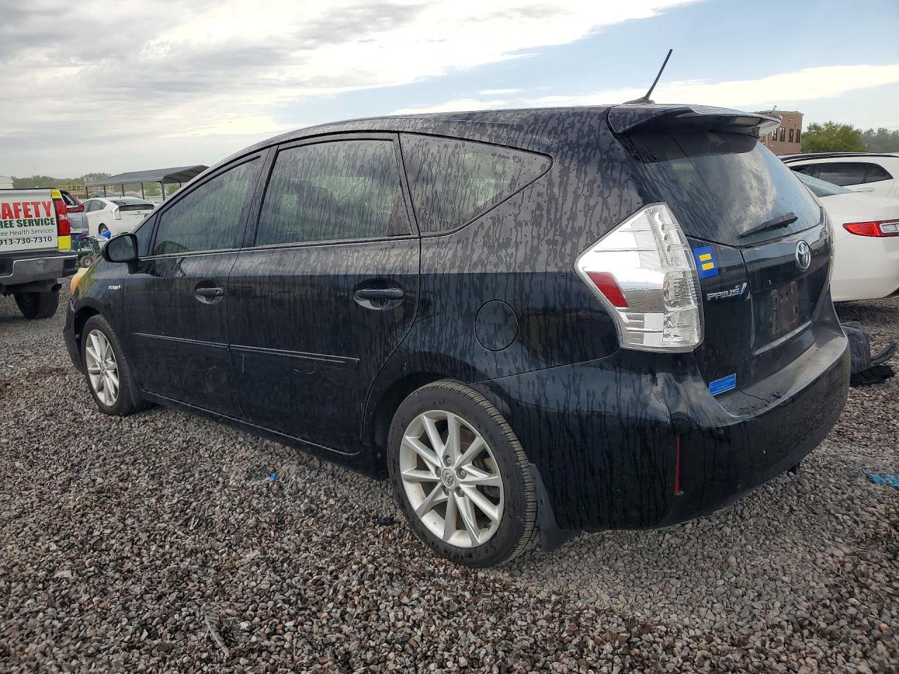 JTDZN3EU0D3204887 · 2013 TOYOTA PRIUS V · 2/12