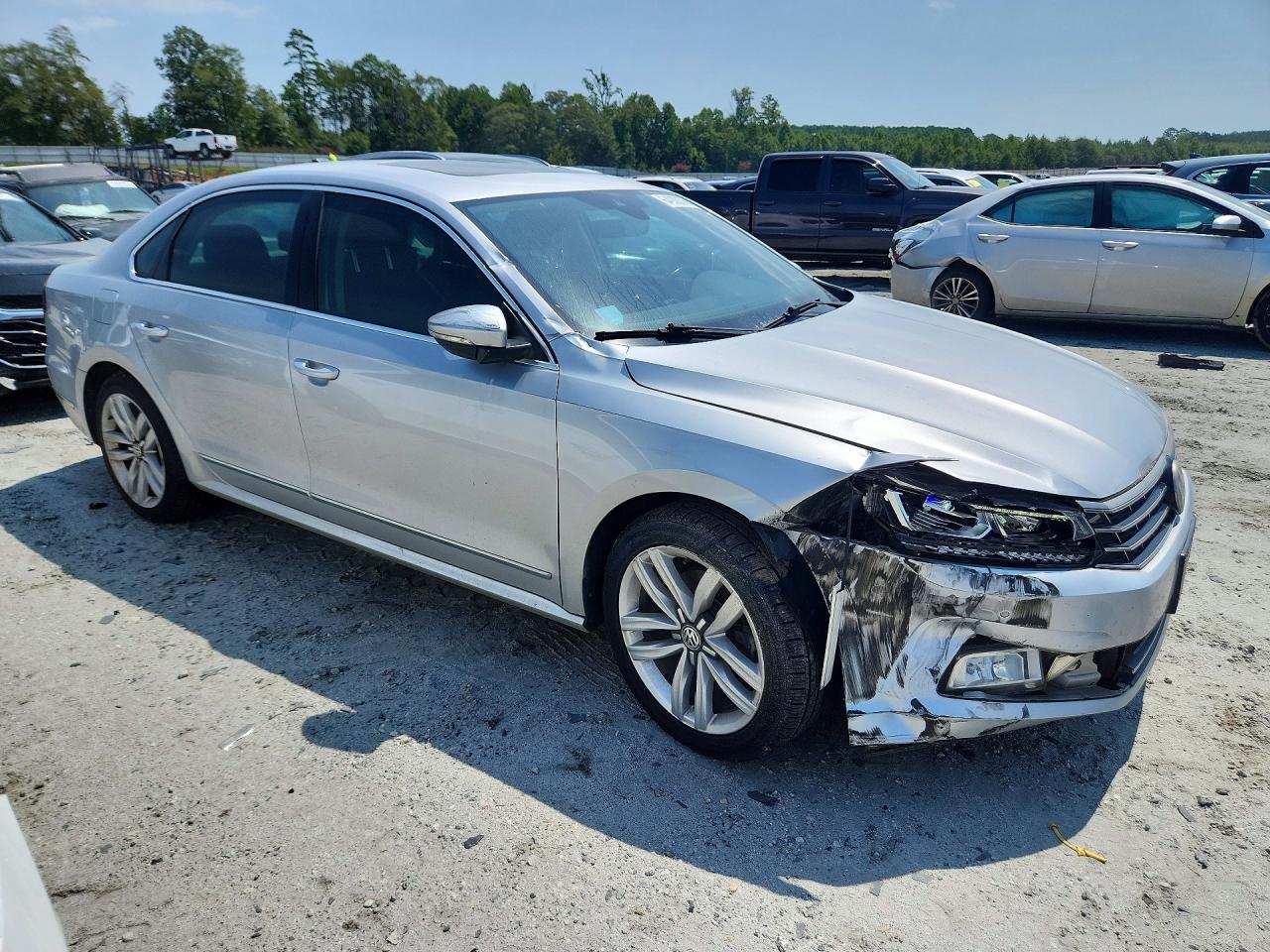 1VWCT7A35HC025375 · 2017 VOLKSWAGEN PASSAT · 4/12