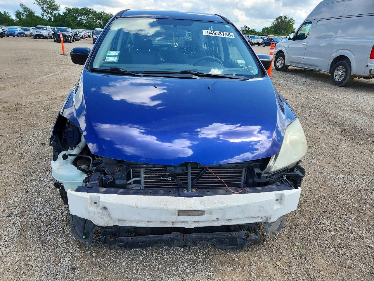 JM1CR293370132532 · 2007 MAZDA 5 · 5/13
