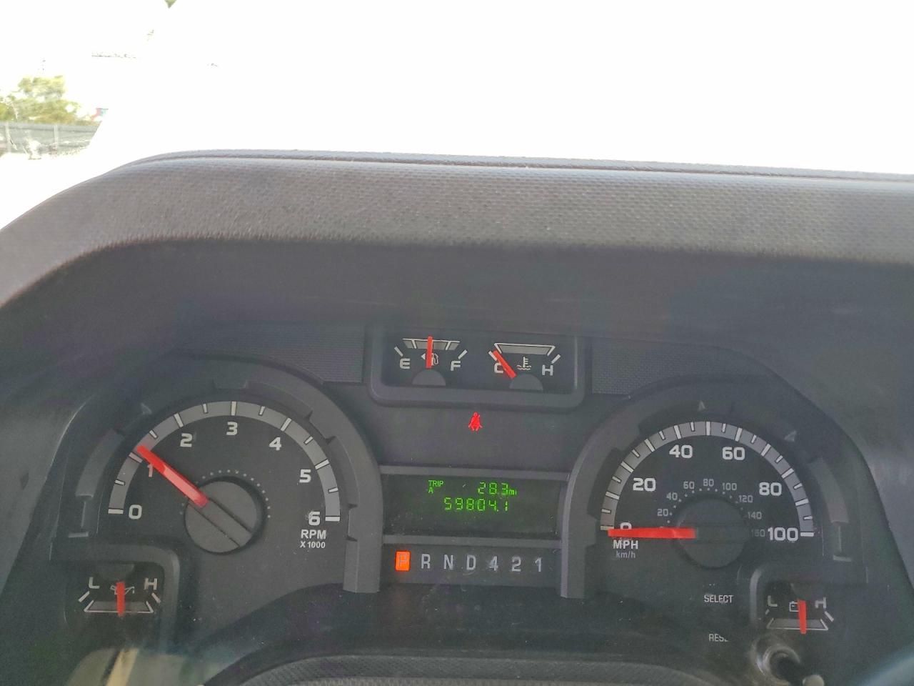 1FDEE3FS2KDC19132 · 2019 FORD E350 · 9/14