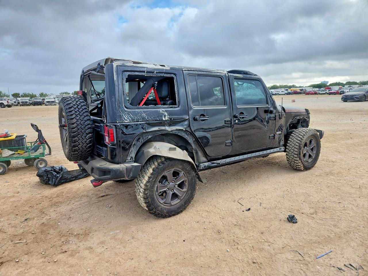 1C4BJWFG4HL705259 · 2017 JEEP WRANGLER UNLIMITED · 3/12