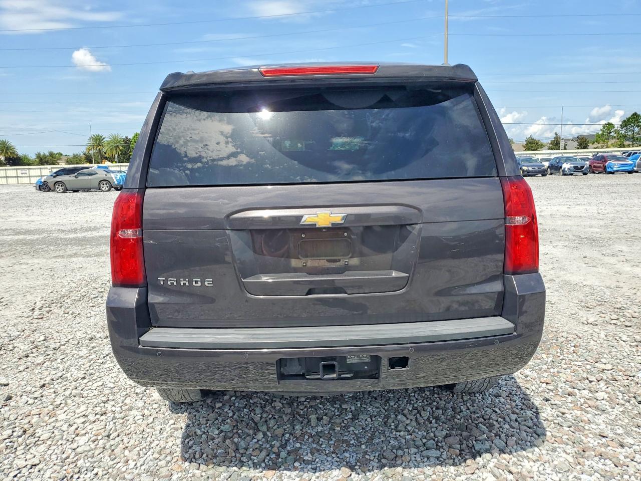 1GNSCBKC2JR105937 · 2018 CHEVROLET TAHOE · 6/13
