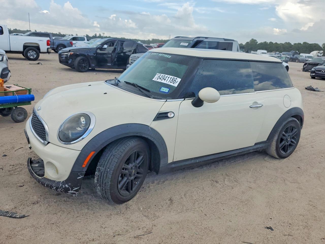 WMWSU3C57CT186092 · 2012 MINI COOPER