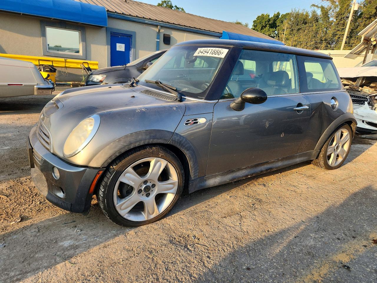 WMWRE33585TL14905 · 2005 MINI COOPER
