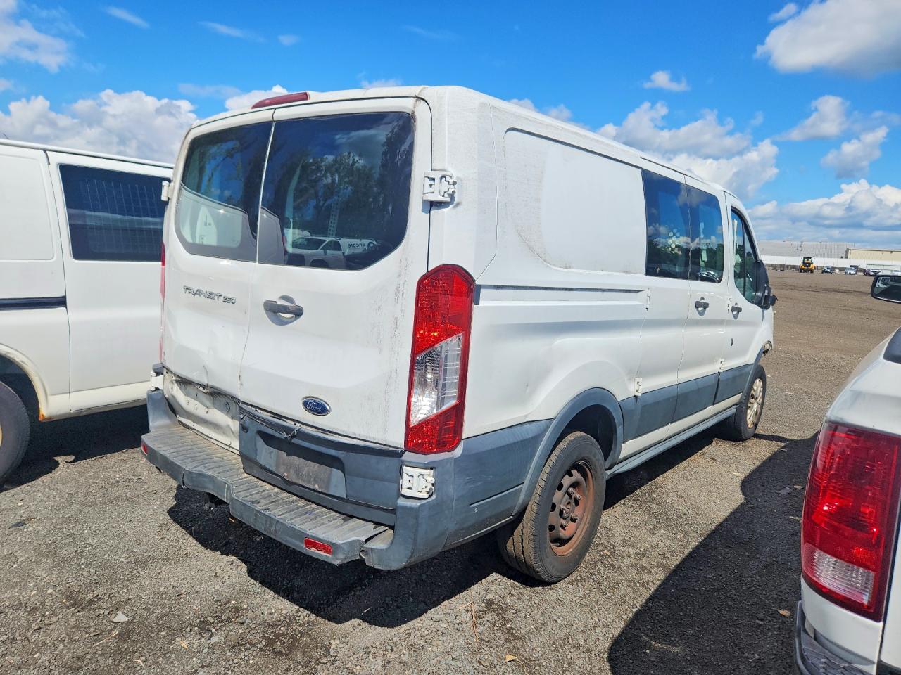 1FTYR1ZM3GKA34548 · 2016 FORD TRANSIT · 3/13