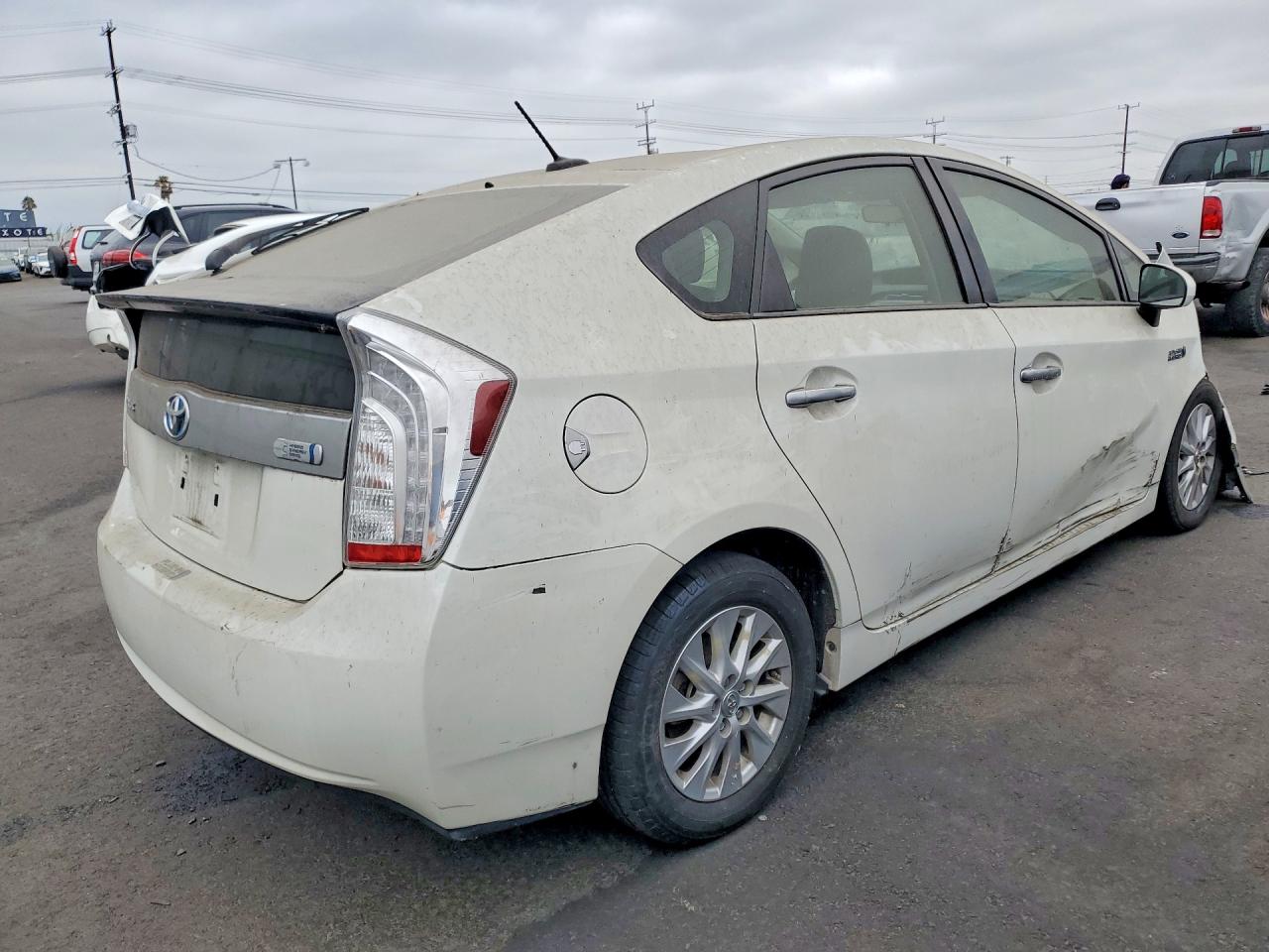 JTDKN3DP5C3015678 · 2012 TOYOTA PRIUS PLUG-IN HYBRID · 3/12