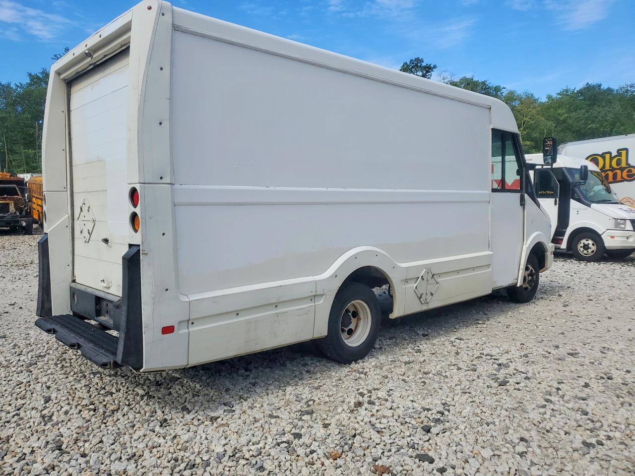JALB4T172D7W00217 · 2013 ISUZU NPR · 3/11