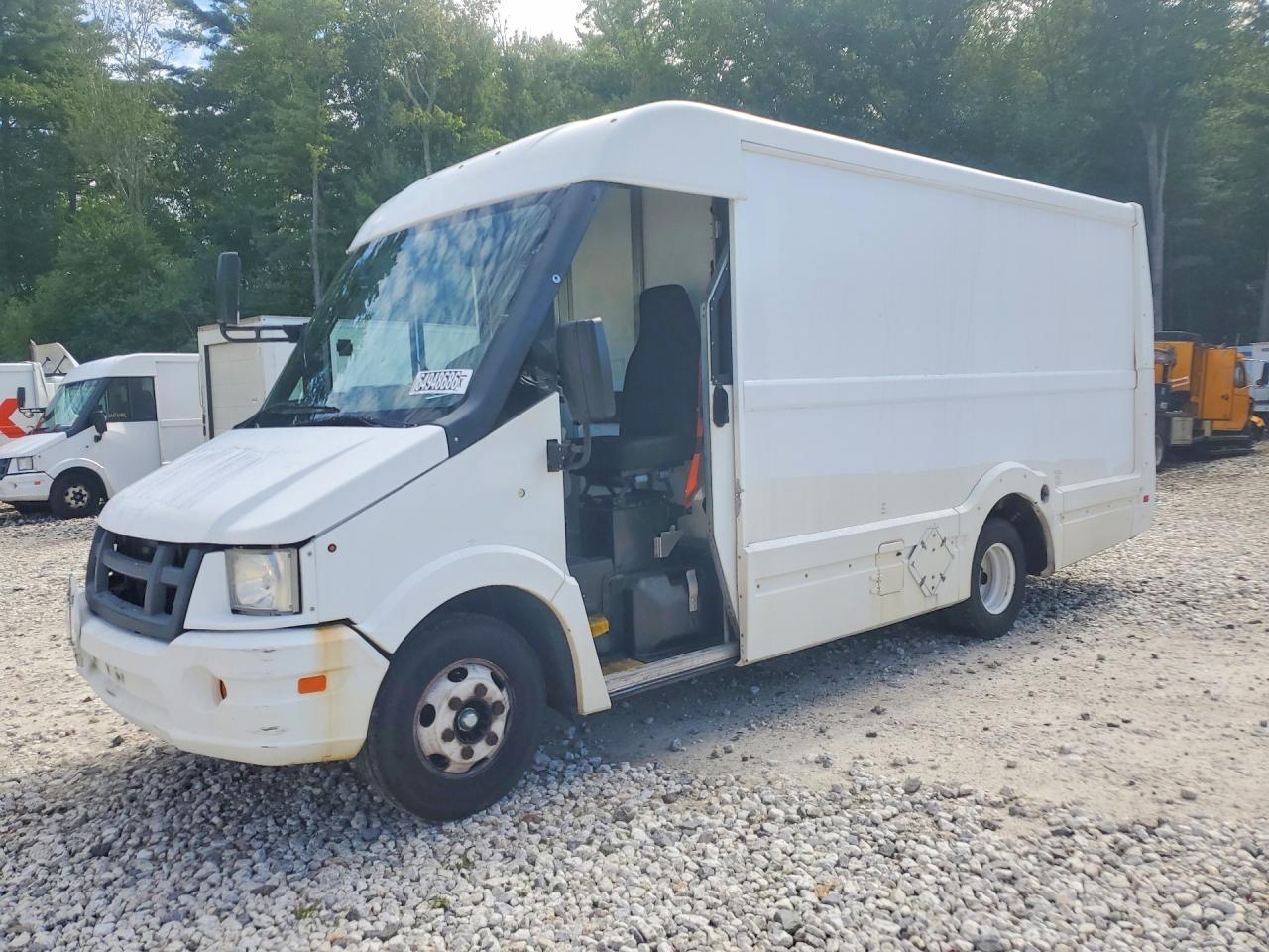 2013 ISUZU NPR