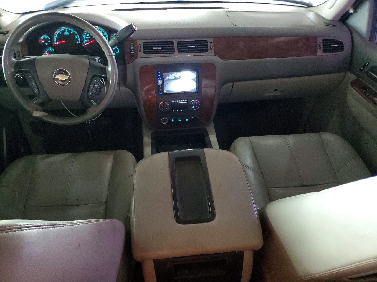 3GCRKTE32AG139274 · 2010 CHEVROLET SILVERADO · 8/13