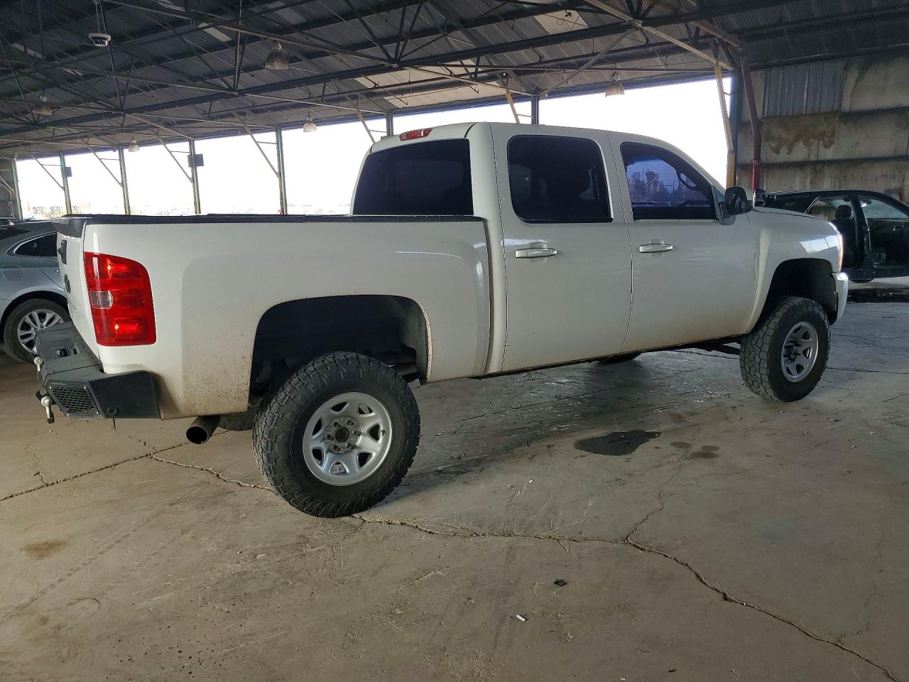 3GCRKTE32AG139274 · 2010 CHEVROLET SILVERADO · 3/13