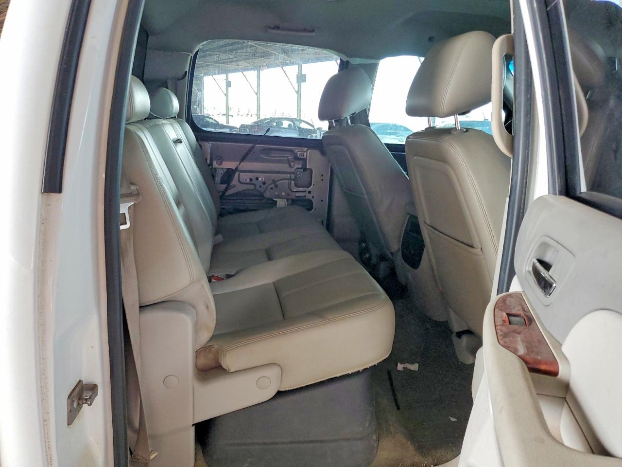 3GCRKTE32AG139274 · 2010 CHEVROLET SILVERADO · 10/13