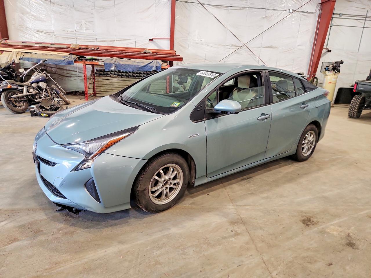 JTDKBRFU2G3017568 · 2016 TOYOTA PRIUS