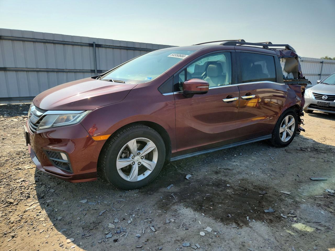 5FNRL6H72JB066667 · 2018 HONDA ODYSSEY