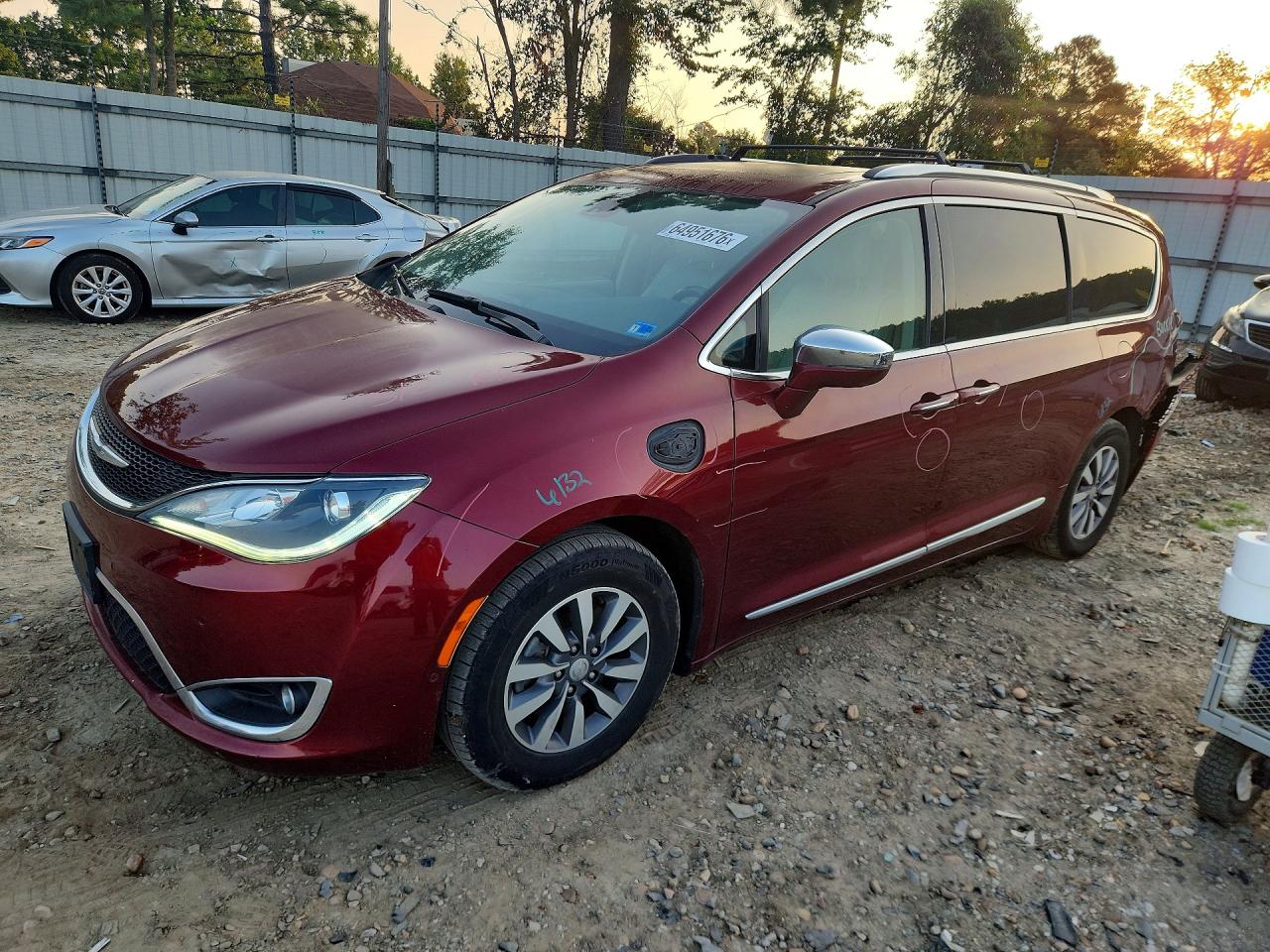 2C4RC1N78LR146778 · 2020 CHRYSLER PACIFICA