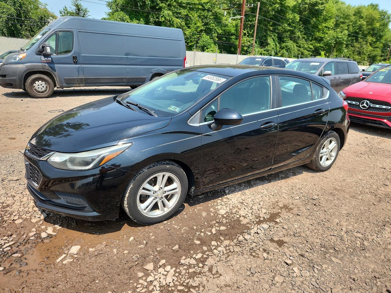 3G1BE6SM3HS592018 · 2017 CHEVROLET CRUZE
