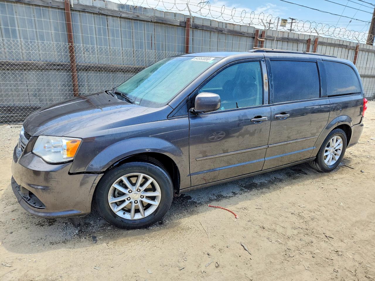 2C4RDGCG7GR180252 · 2016 DODGE GRAND CARAVAN