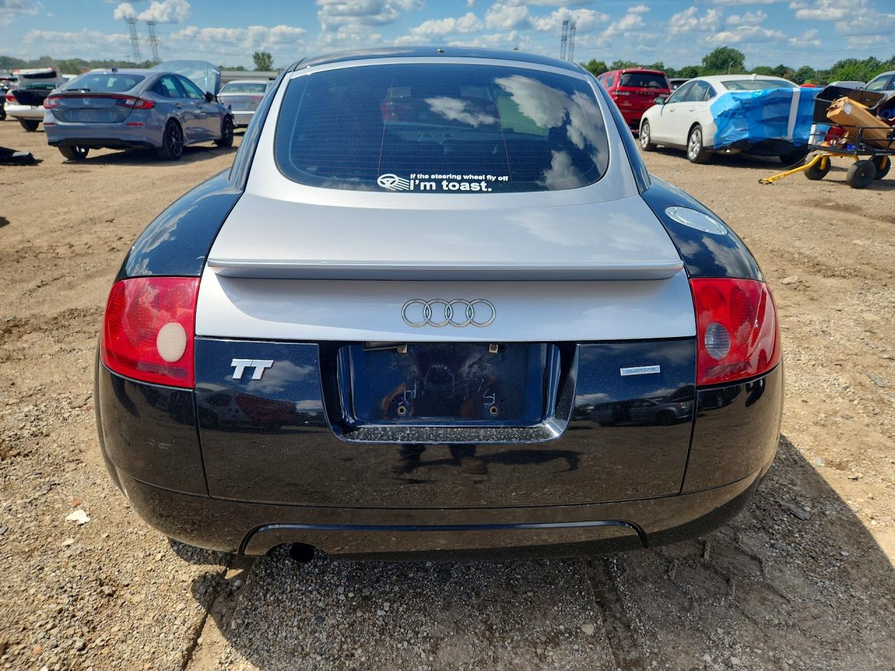 TRUUC28N8Y1075898 · 2000 AUDI TT · 6/12