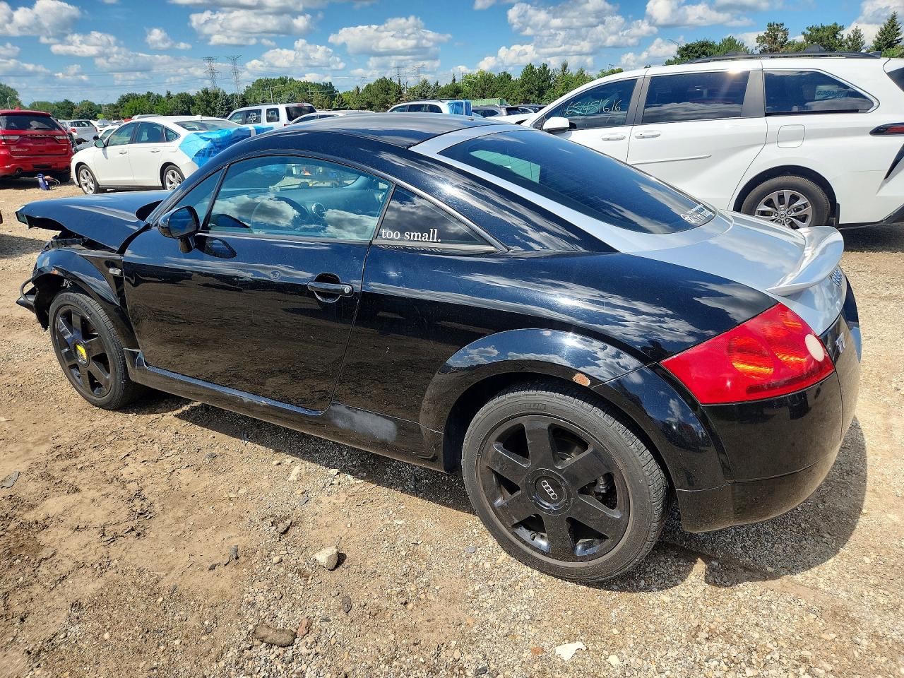 TRUUC28N8Y1075898 · 2000 AUDI TT · 2/12