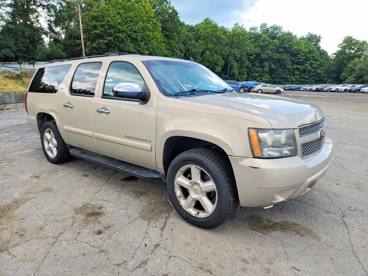 3GNFK16338G216709 · 2008 CHEVROLET SUBURBAN · 4/13