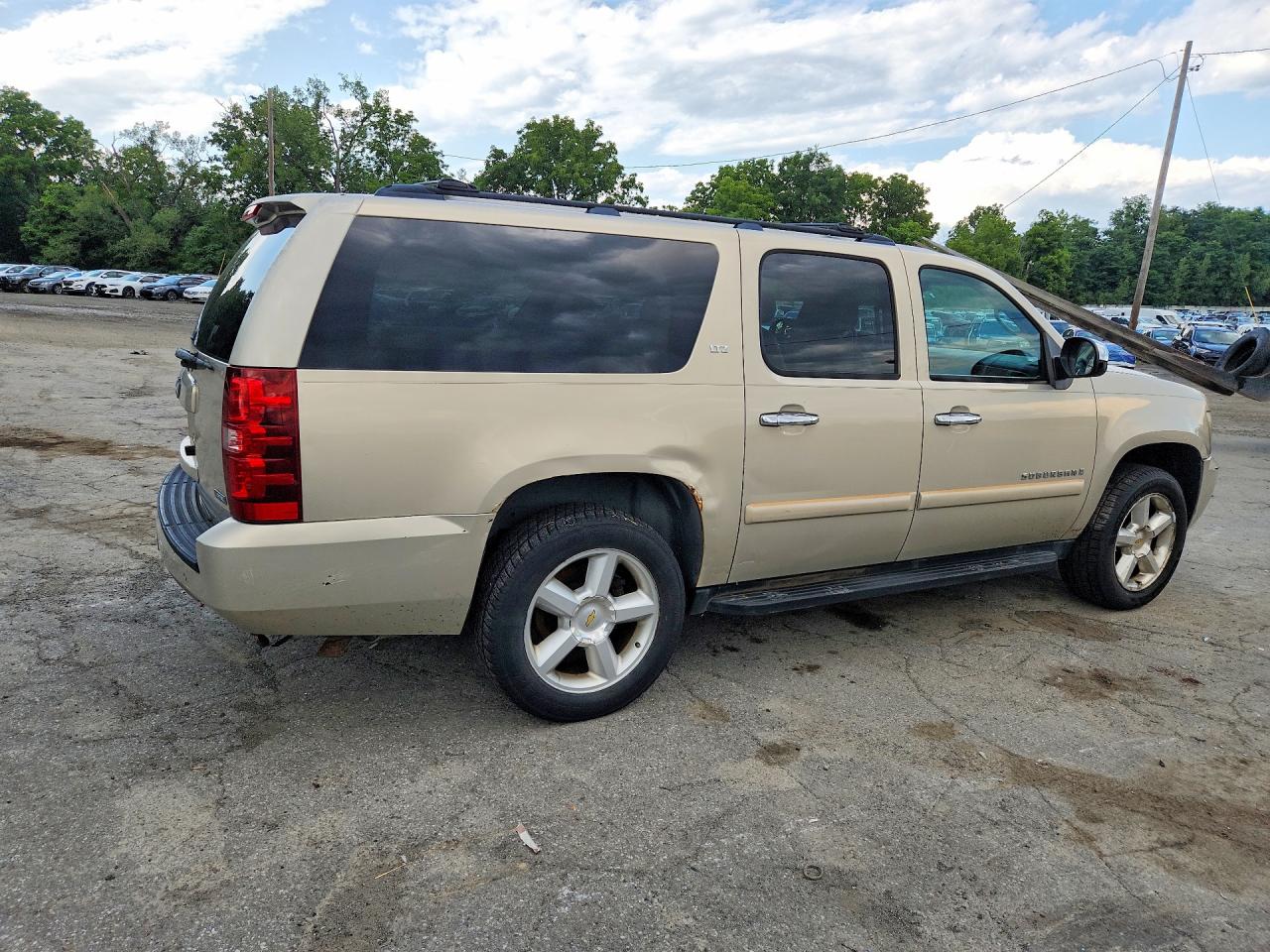 3GNFK16338G216709 · 2008 CHEVROLET SUBURBAN · 3/13