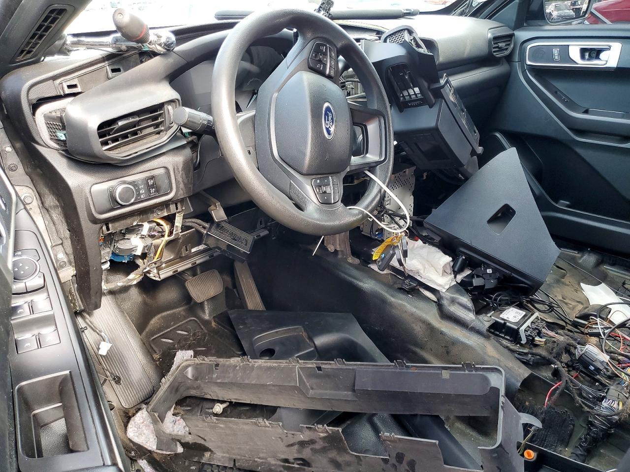 1FM5K8ACXPGC18130 · 2023 FORD EXPLORER · 8/13
