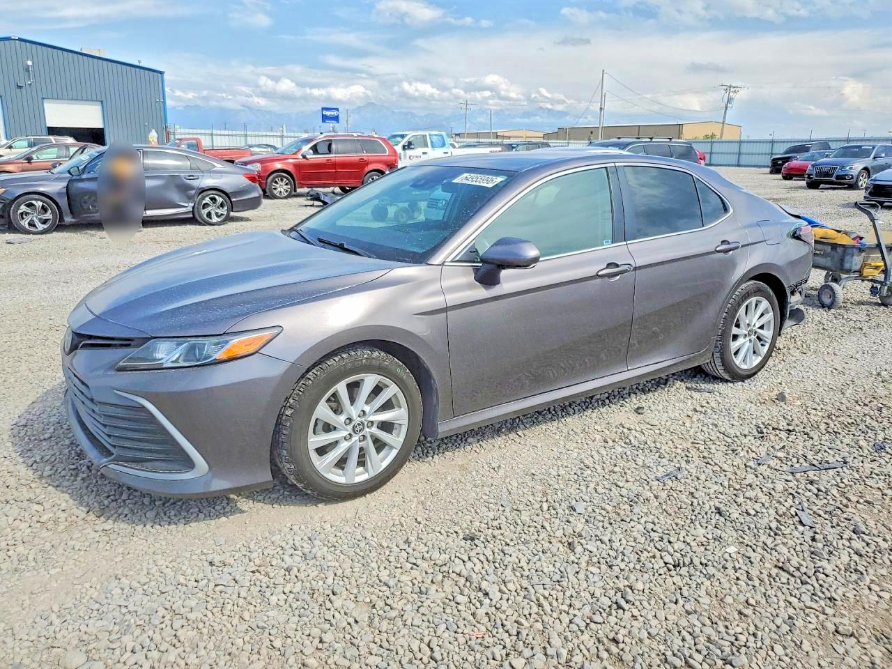 4T1C11AK1NU625535 · 2022 TOYOTA CAMRY