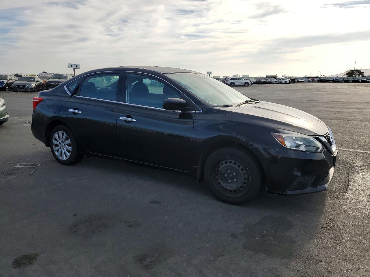 3N1AB7AP4HY351596 · 2017 NISSAN SENTRA · 4/11