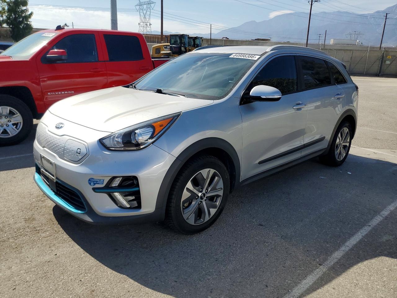 KNDCC3LG2K5026684 · 2019 KIA NIRO