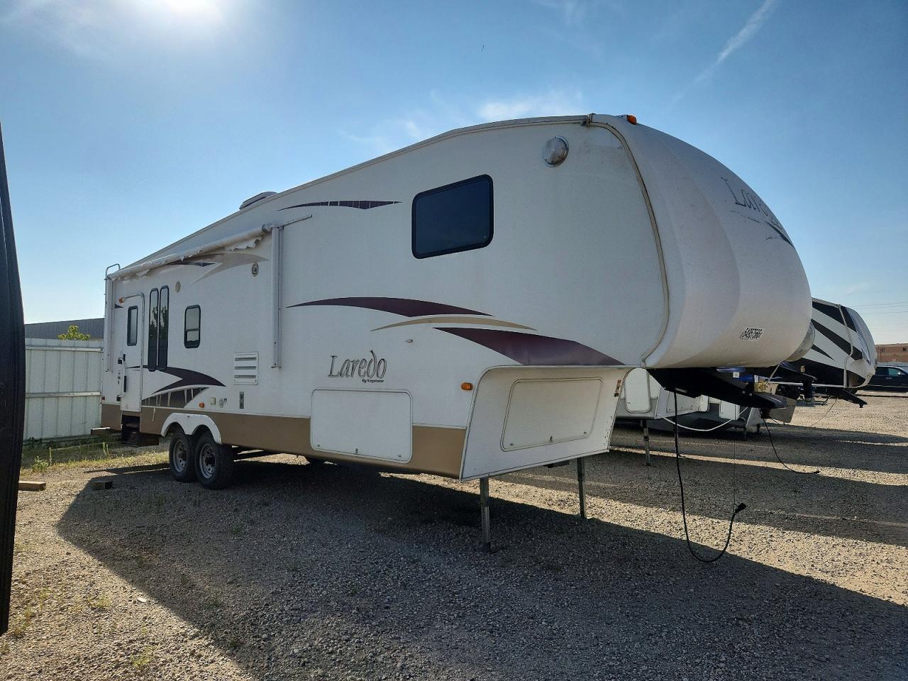 2008 KEYSTONE LAREDO