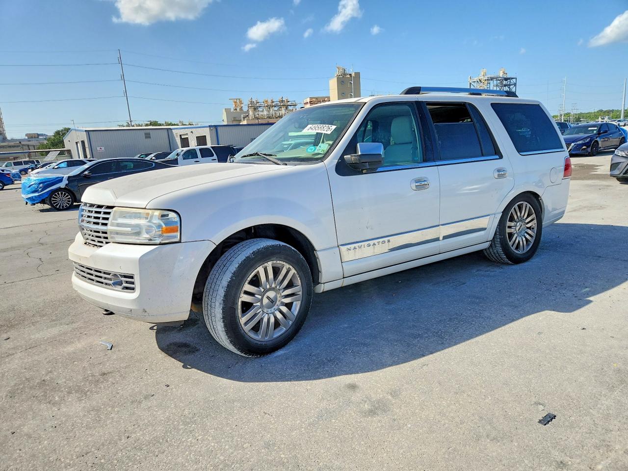 5LMJJ2H56BEJ07016 · 2011 LINCOLN NAVIGATOR