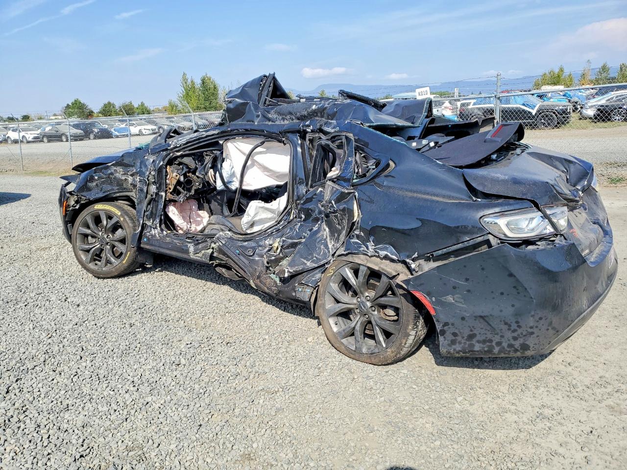 1C3CCCDG9FN540718 · 2015 CHRYSLER 200 · 2/12