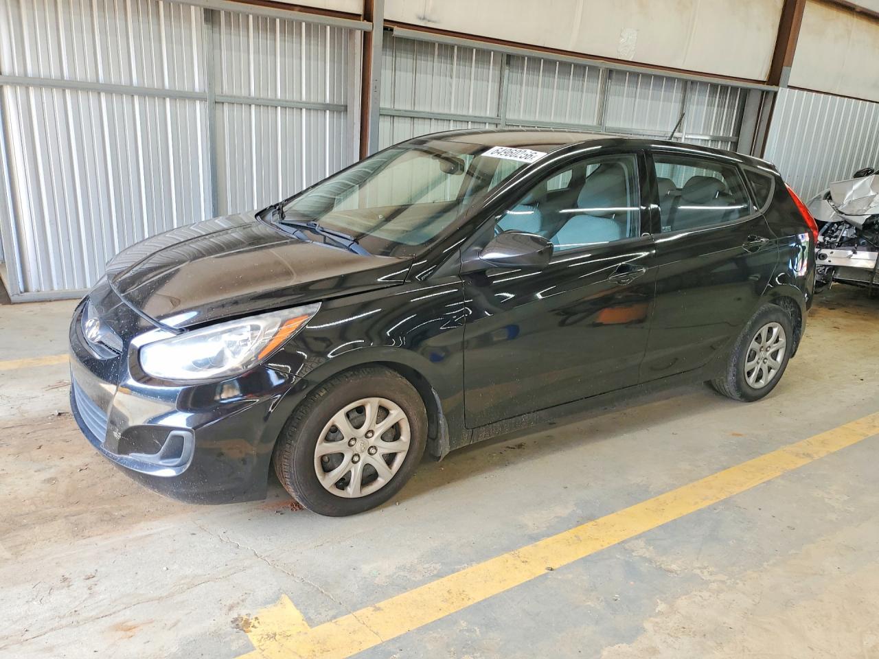 KMHCT5AE8DU088740 · 2013 HYUNDAI ACCENT