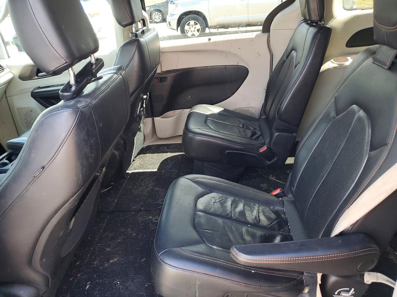 2C4RC1BGXJR280533 · 2018 CHRYSLER PACIFICA · 11/13