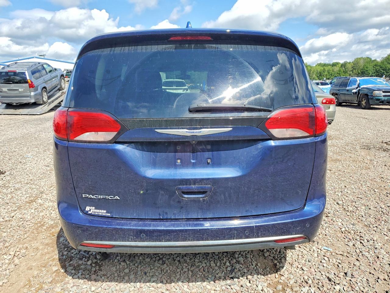 2C4RC1BGXJR280533 · 2018 CHRYSLER PACIFICA · 6/13
