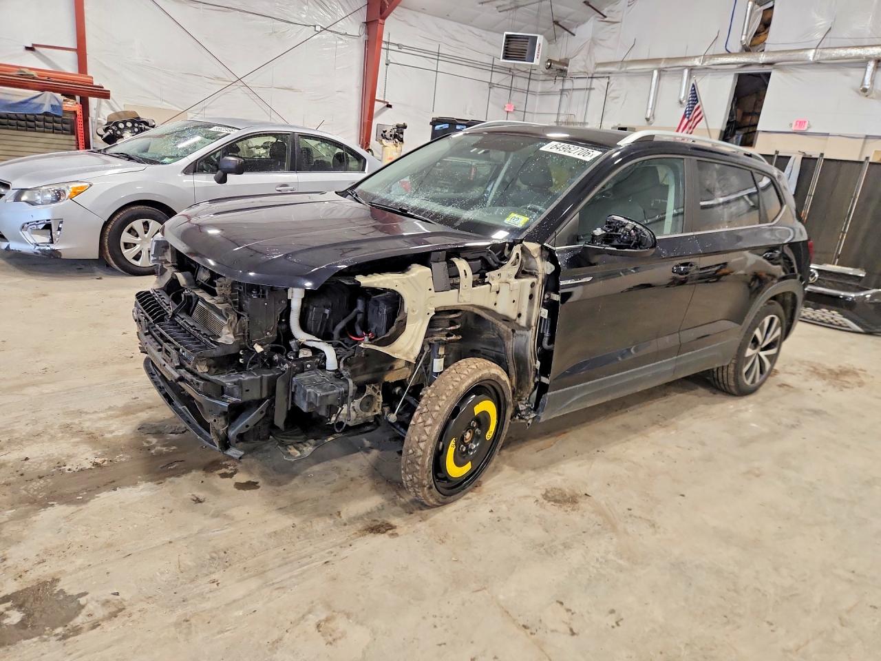 3VVWX7B24NM046157 · 2022 VOLKSWAGEN TAOS