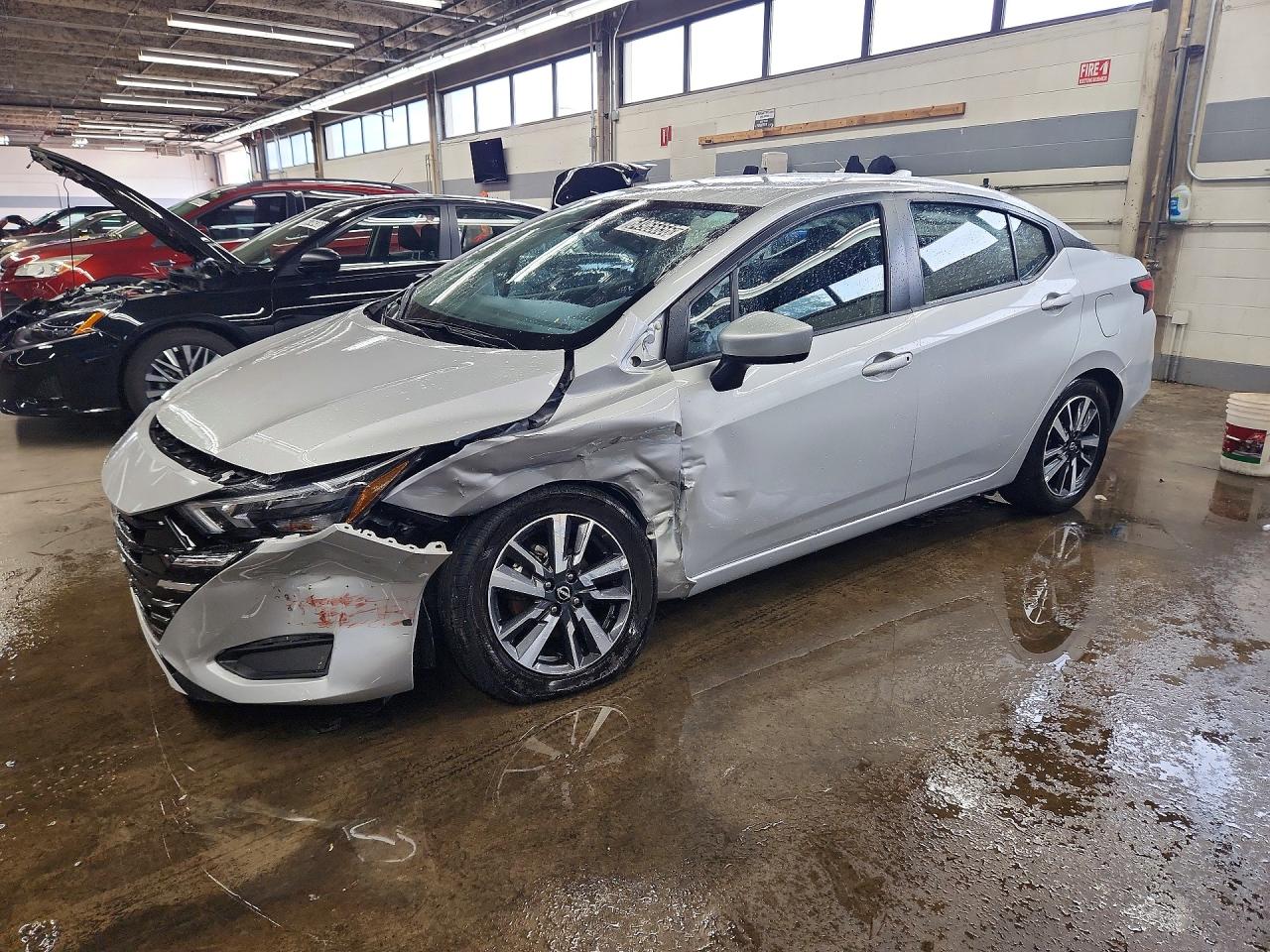 3N1CN8EV9SL837162 · 2025 NISSAN VERSA