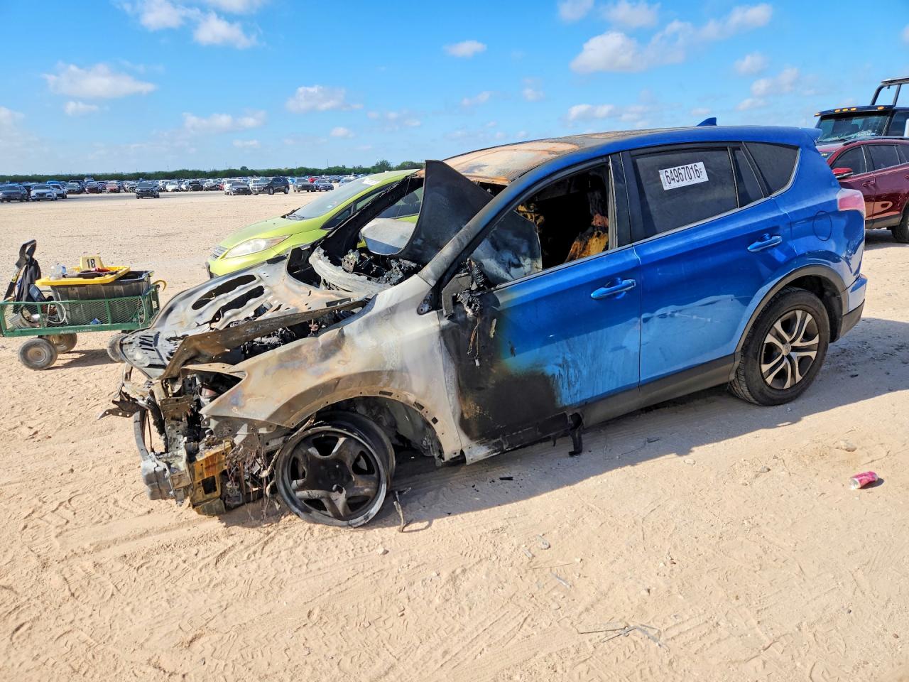 JTMZFREV0HJ718863 · 2017 TOYOTA RAV4