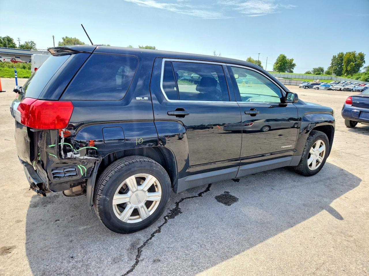 2GKALMEK1F6210155 · 2015 GMC TERRAIN · 3/13