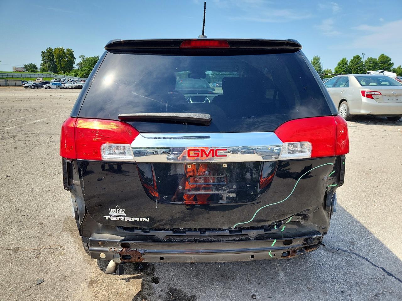 2GKALMEK1F6210155 · 2015 GMC TERRAIN · 6/13