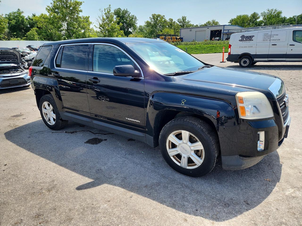 2GKALMEK1F6210155 · 2015 GMC TERRAIN · 4/13