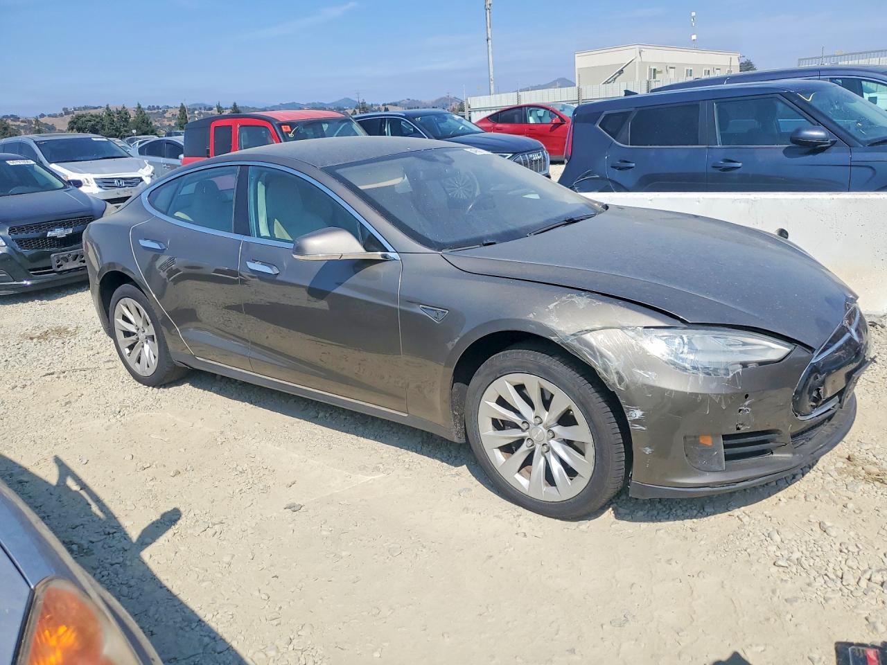 5YJSA1E13GF133974 · 2016 TESLA MODEL S · 4/12