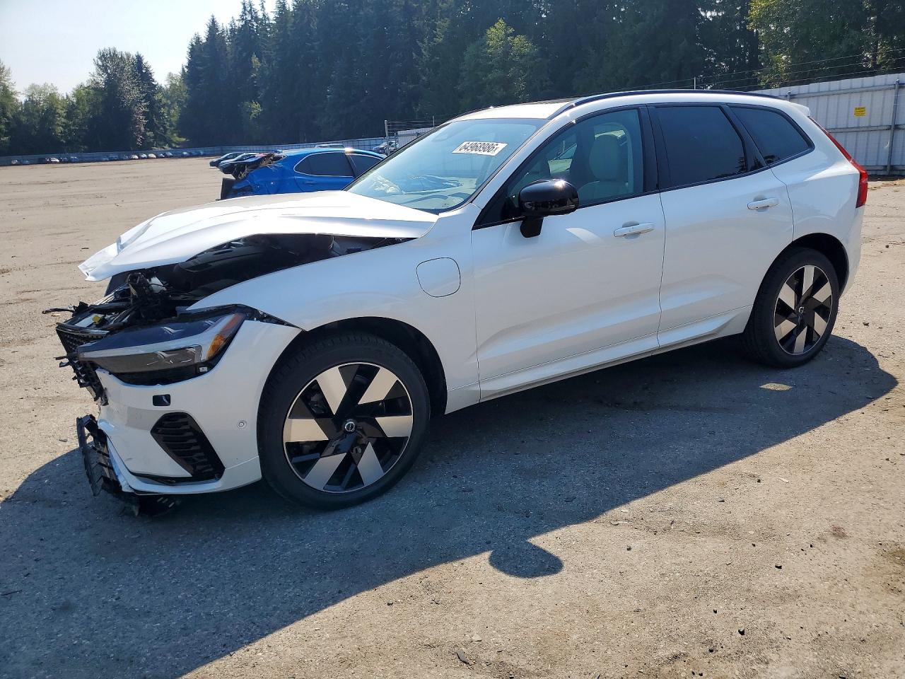 YV4H60DL3R1715025 · 2024 VOLVO XC60