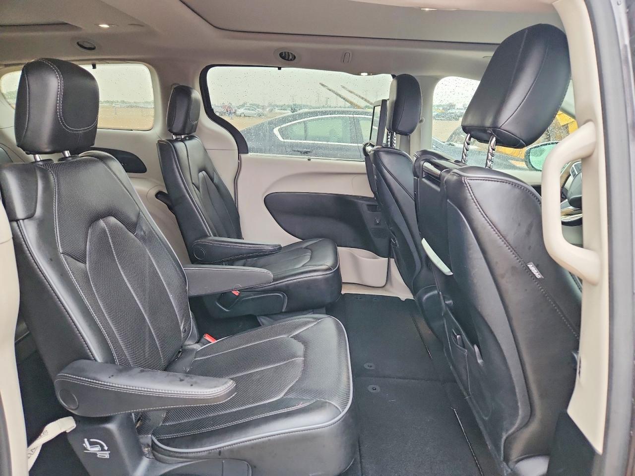 2C4RC1GG4JR334014 · 2018 CHRYSLER PACIFICA · 10/12