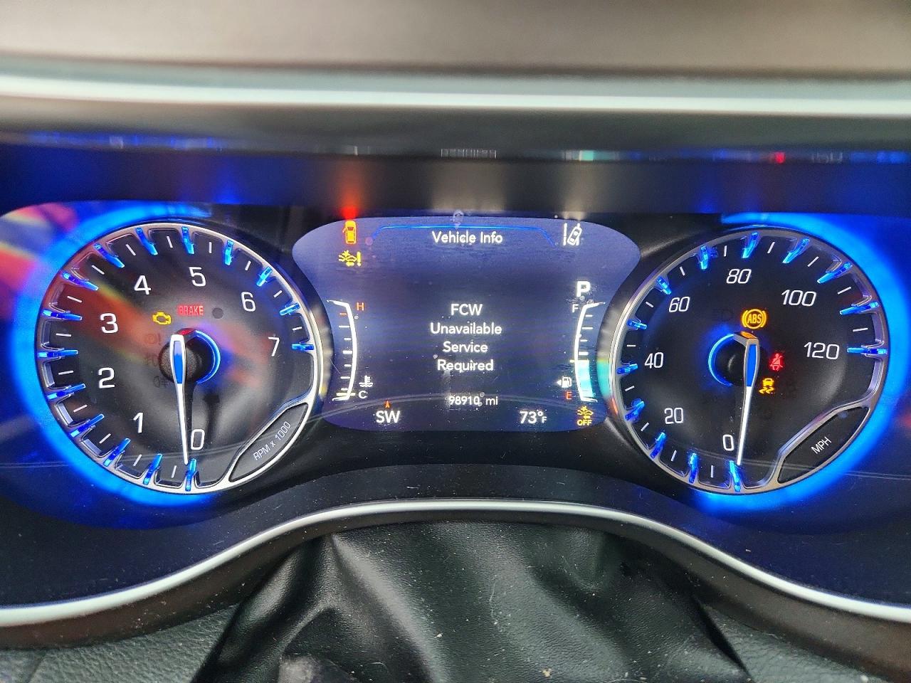 2C4RC1GG4JR334014 · 2018 CHRYSLER PACIFICA · 9/12