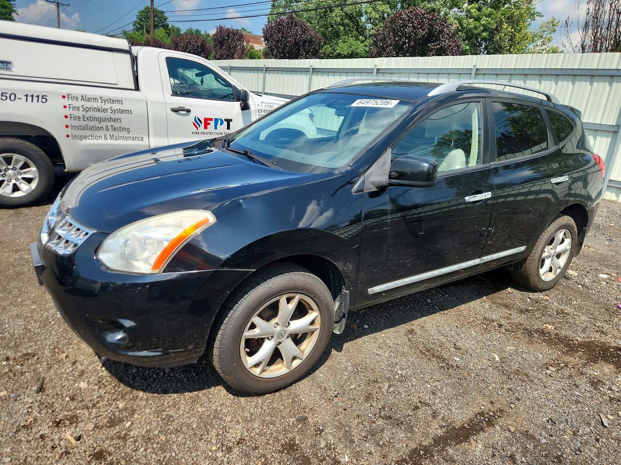 JN8AS5MV1BW668735 · 2011 NISSAN ROGUE
